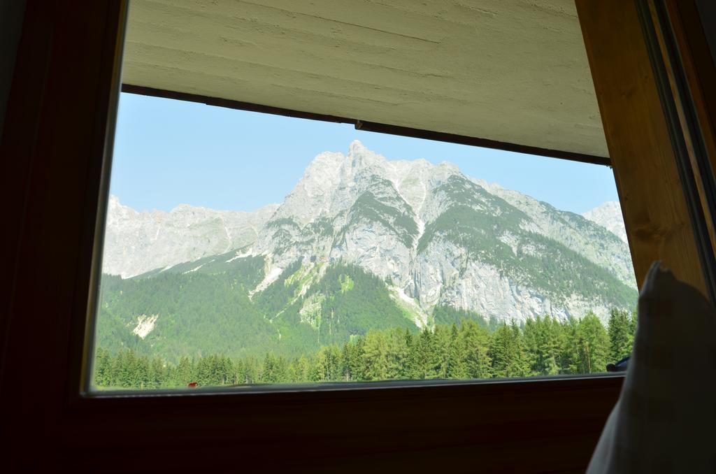 Appartement Landhaus Ahrn à Leutasch Chambre photo