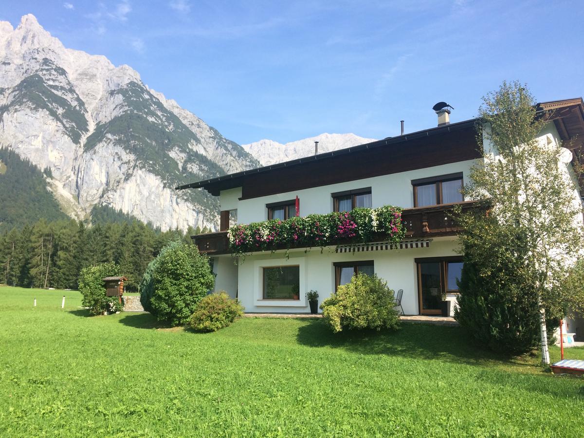 Appartement Landhaus Ahrn à Leutasch Extérieur photo